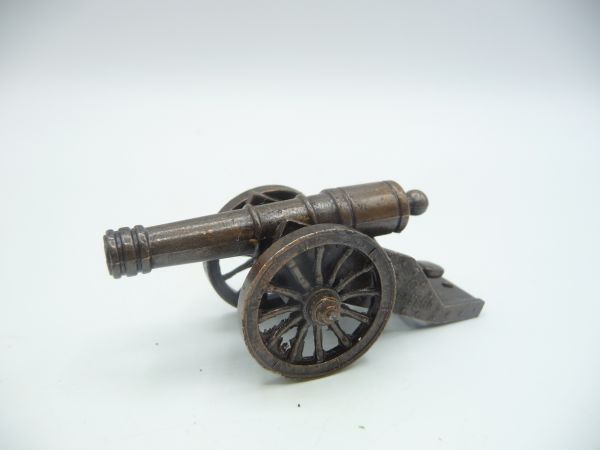 Small metal gun, L7/W3/H3 cm
