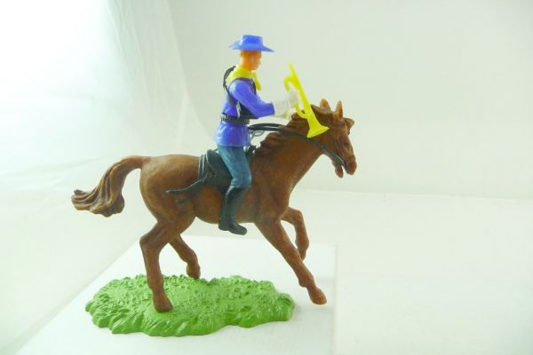 Elastolin 7 cm Union Army soldier riding with trumpet + sabre