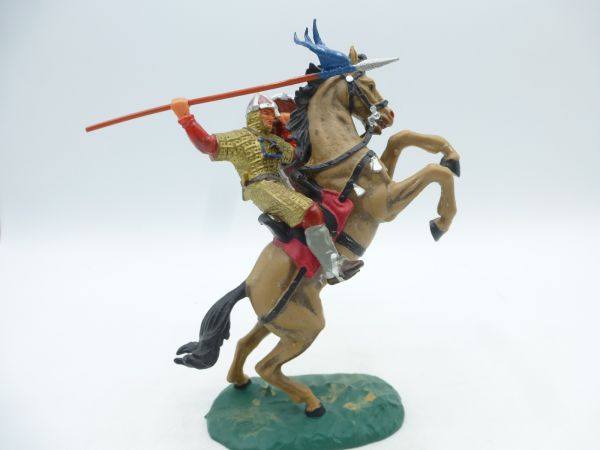 Elastolin 7 cm Norman with spear thrusting on horseback, No. 8882