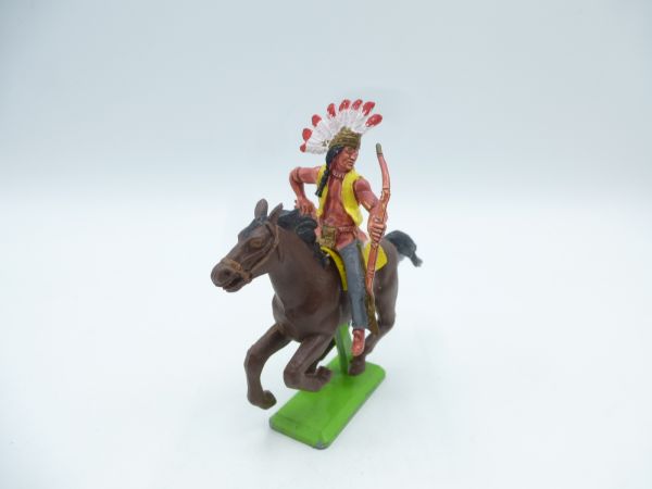 Britains Deetail Indian rider with bow sideways - great horse