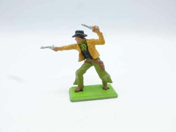 Britains Deetail Cowboy standing, firing wild with 2 pistols - rare
