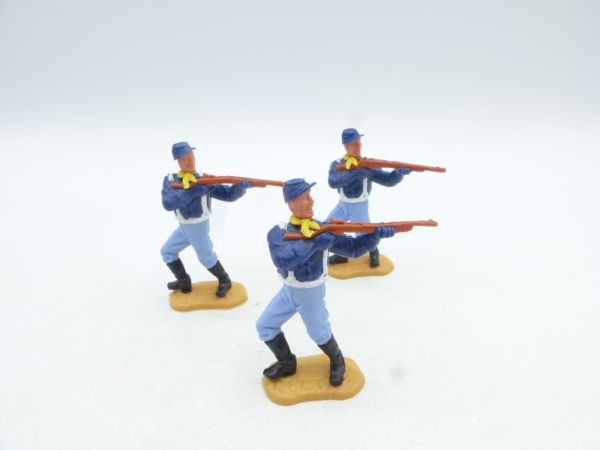 Timpo Toys 3 Northerners 2nd version standing shooting