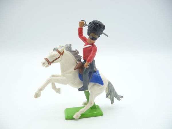 Britains Deetail Waterloo; Englishman on horseback, looking to the left, sabre from above