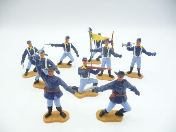 Timpo Toys Set of Union Army soldiers (8 figures)